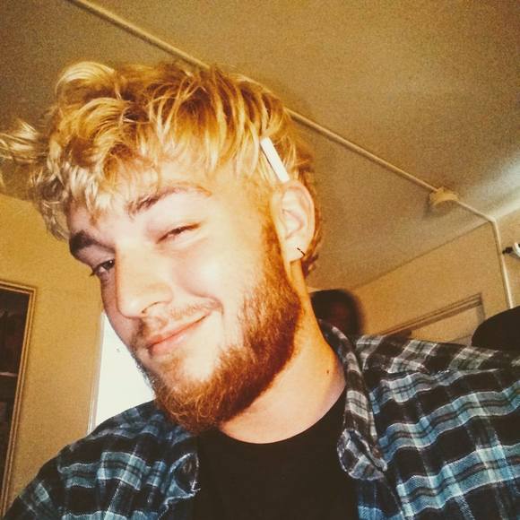 Meet your Posher, Russell - Picture 1 of 1